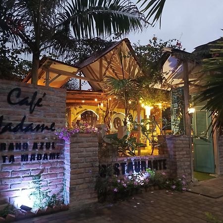 Cafe Madame Otel Puerto López Dış mekan fotoğraf
