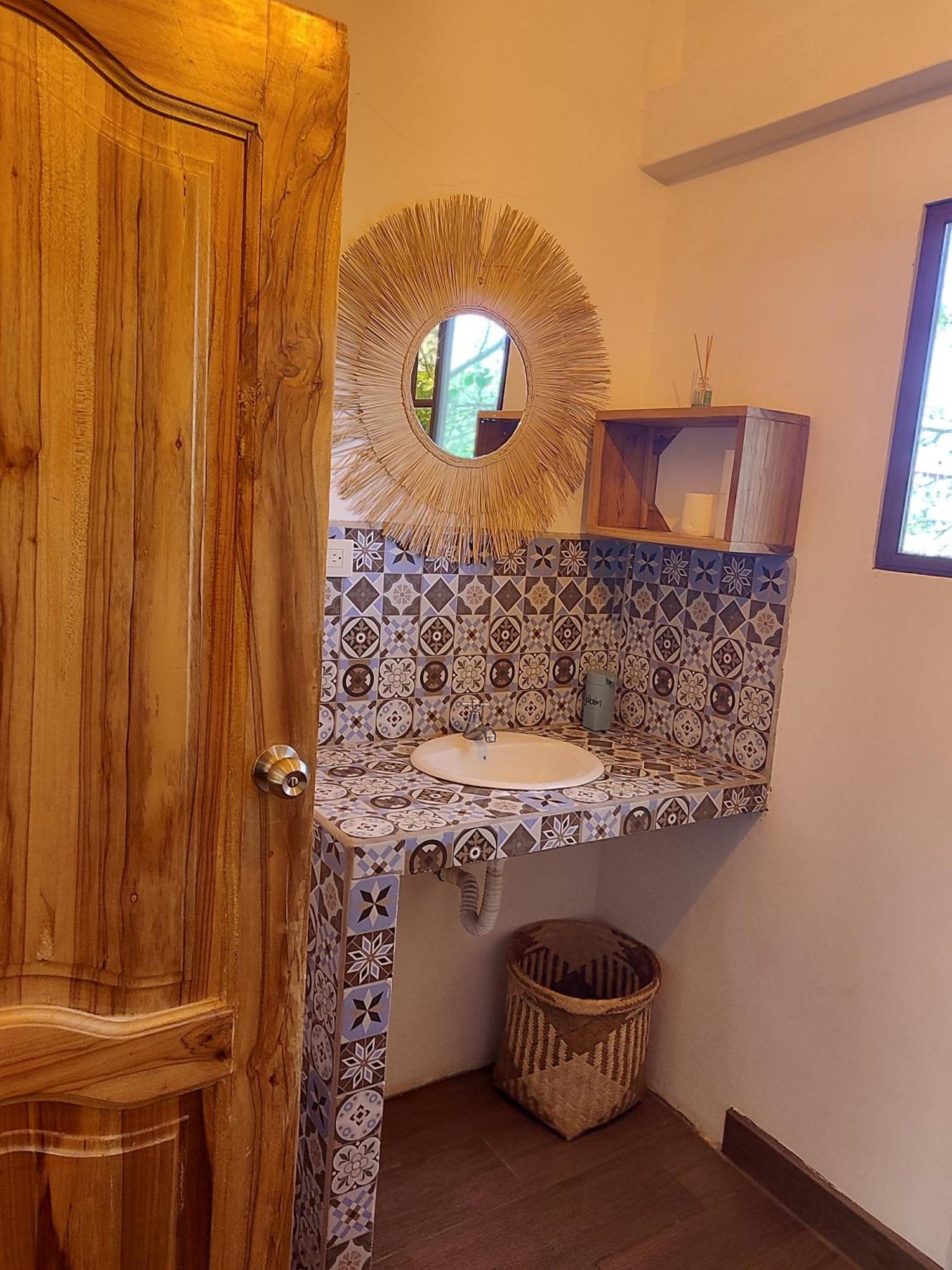 Cafe Madame Otel Puerto López Dış mekan fotoğraf